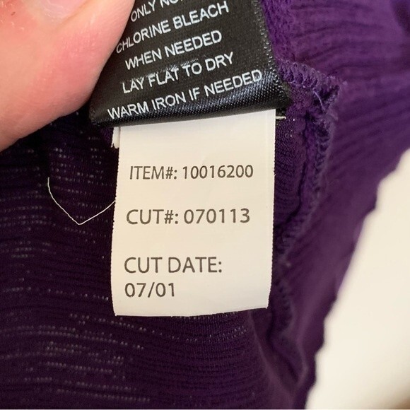 Torrid Purple Button Front with Sheer Back Cardigan Sweater Size 1 or 1X 14/16 - Picture 8 of 8